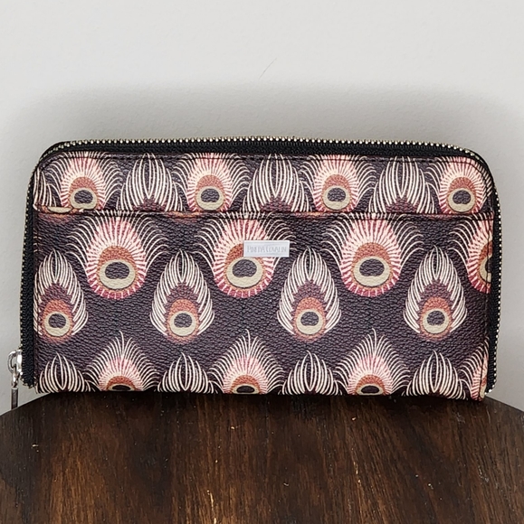 Pineda Covalin Brown Peacock Zip-around Wallet - Picture 2 of 9